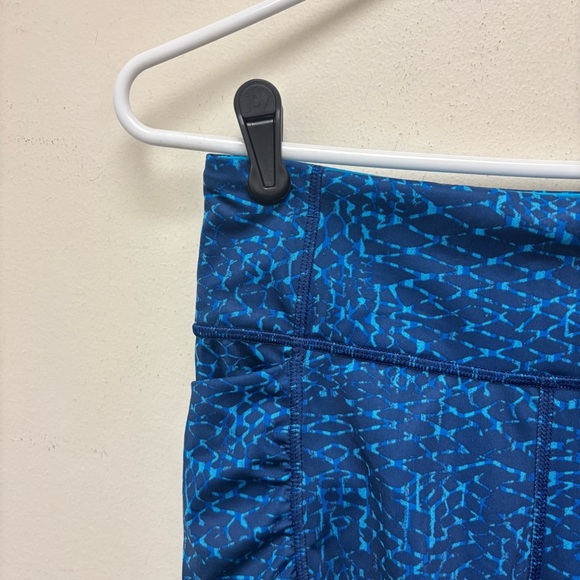 Lululemon Speed Track Shorts - Picture 3 of 10